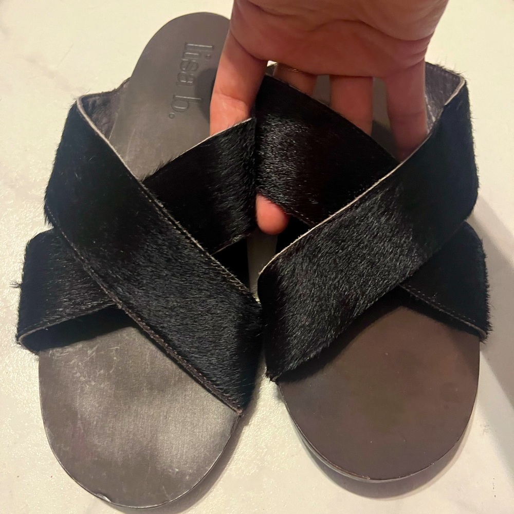 Black Fur Genuine Leather Lisa B. slip on Sandals Made in Spain size 40